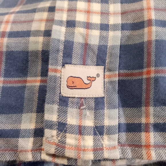 Vineyard Vines Button Up - Picture 3 of 4